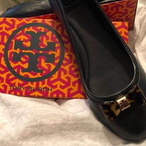 Tory Burch “Jolene“ Leather Bow Ballet Flats
